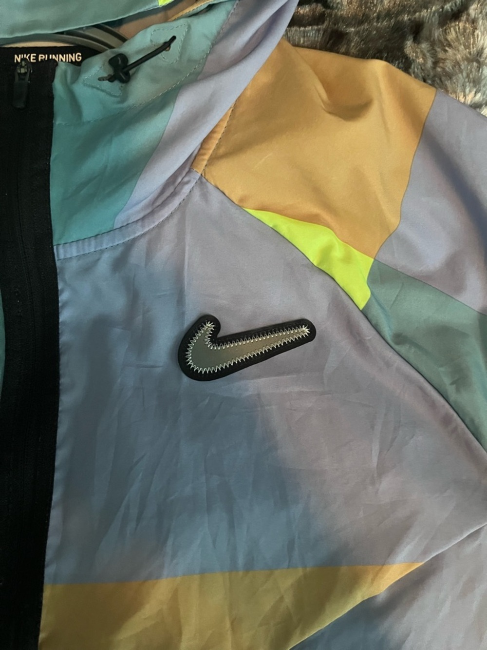 Nike Windrunner Wild Run Men’s Full-Zip Hooded Running Jacket - Patchwork - Picture 4 of 14